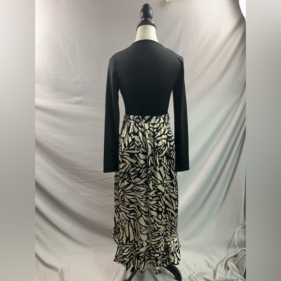 Black/Cream Asymmetrical Ruffle Hem Belted Dress - Picture 8 of 8